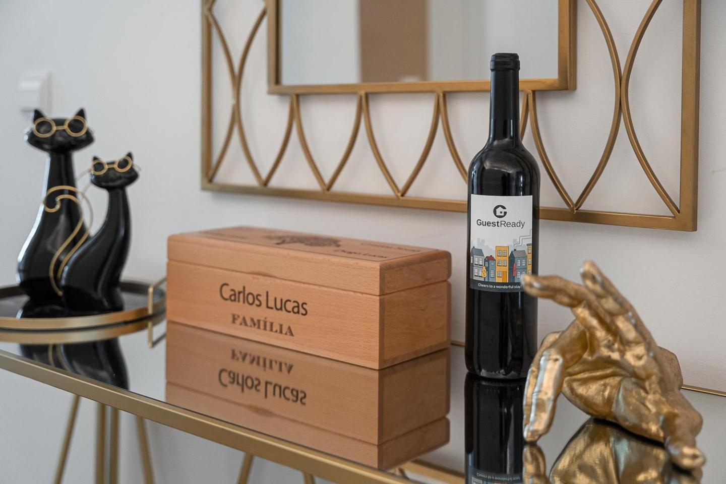 Guestready - A Prime Stay Near The Beach Matosinhos  Kültér fotó